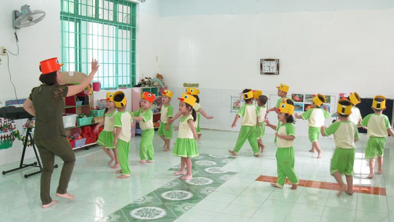 Một số hình ảnh quá trình tự đánh giá năm học 2015 - 2016 